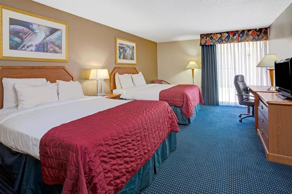 אורלנדו Garnet Inn & Suites מראה חיצוני תמונה