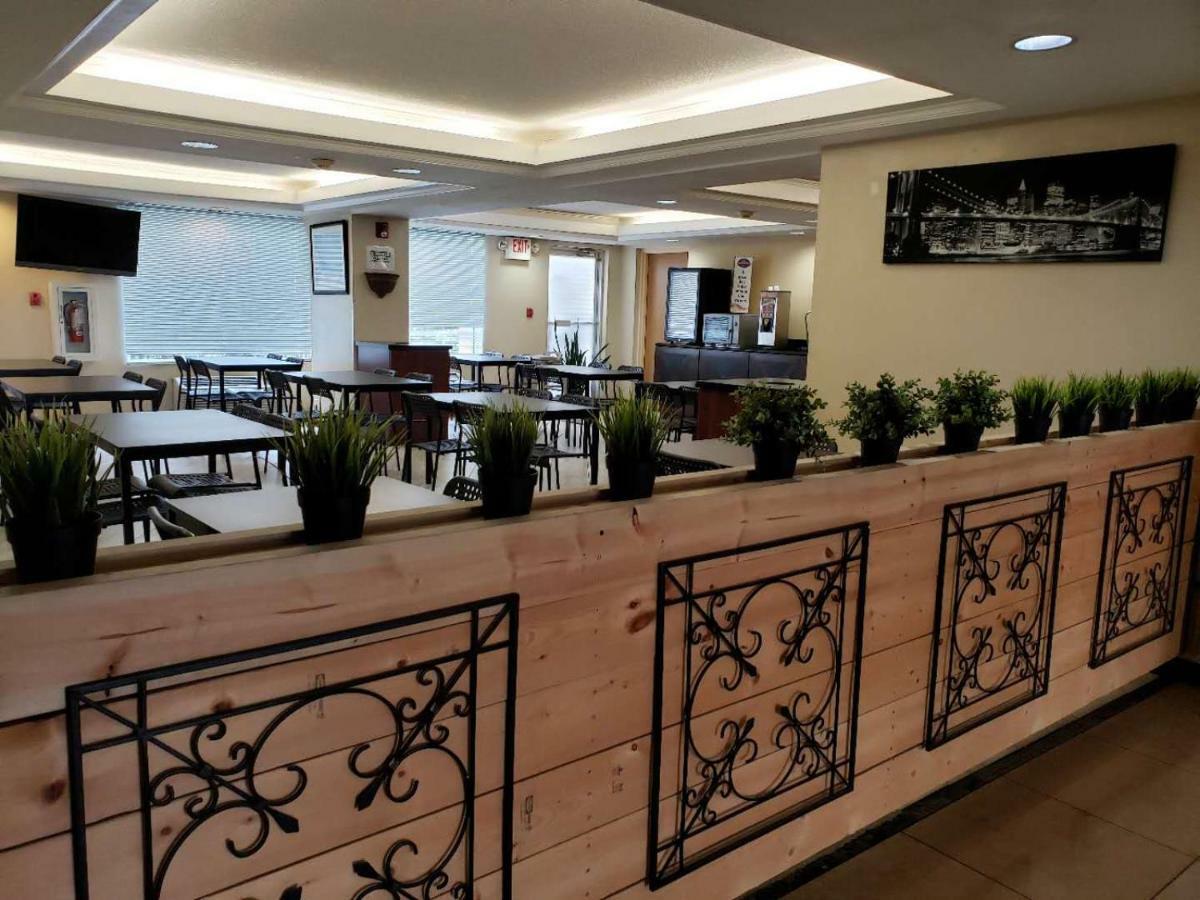 אורלנדו Garnet Inn & Suites מראה חיצוני תמונה